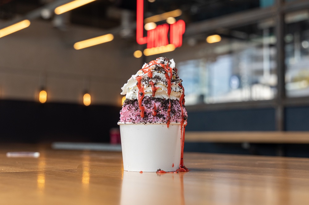 Strawberry Oreo Sundae